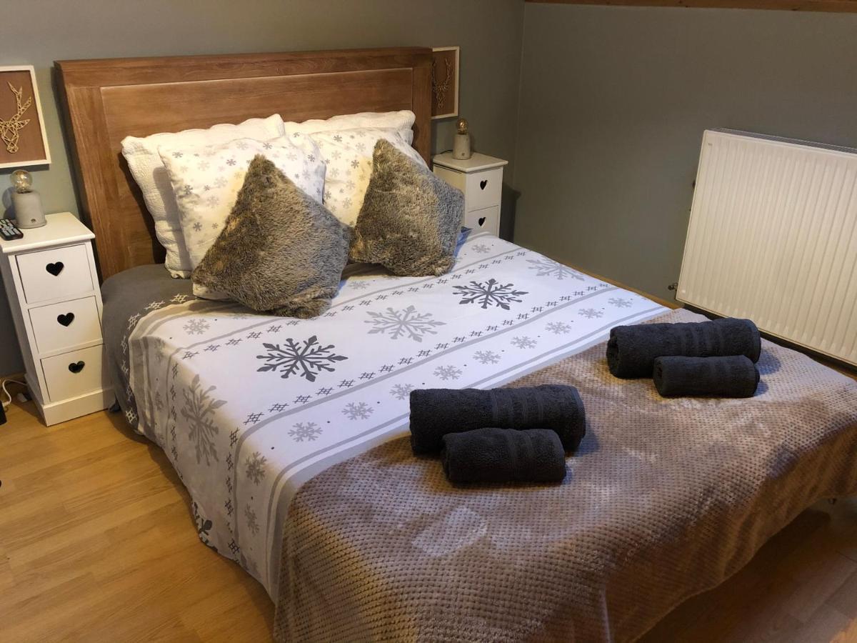 Charmant Appartement 2-4 Personnes Entre Annecy Et Aravis Thônes Buitenkant foto